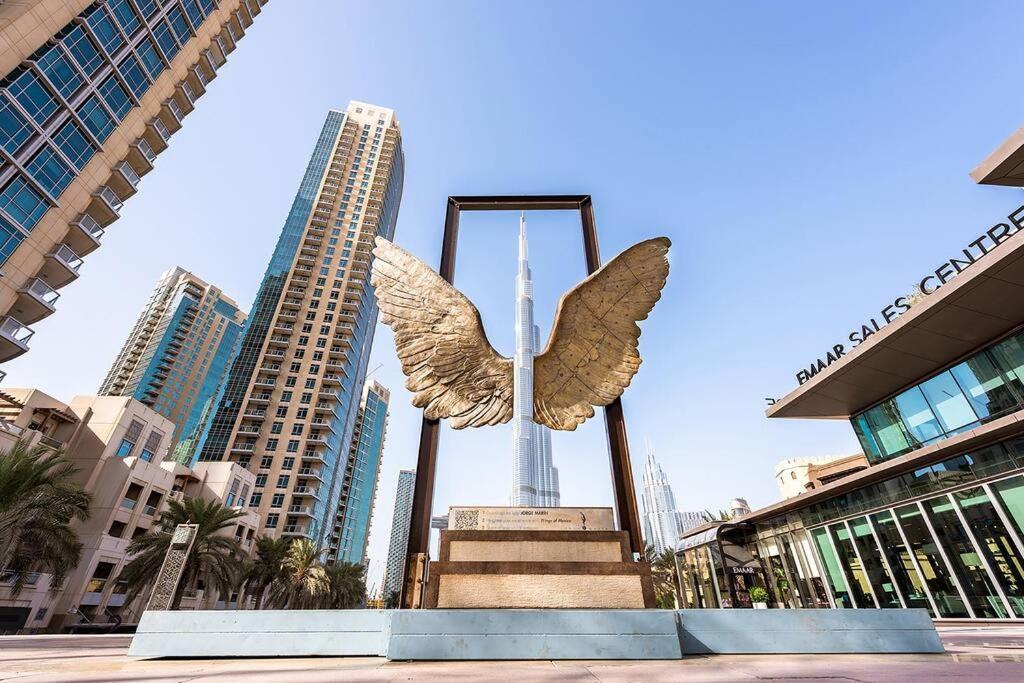 Lux Burj Views -boulevard -prime Location Downtown Apartment