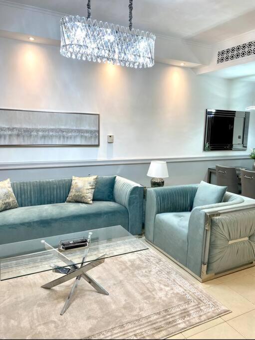 Lux Burj Views -boulevard -prime Location Downtown *