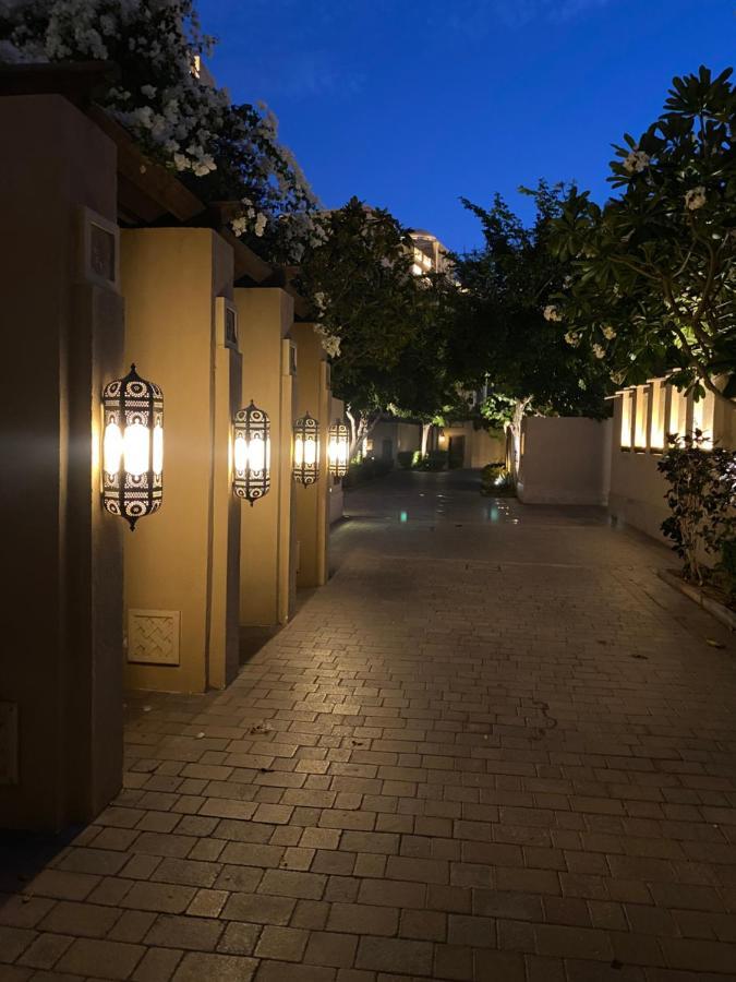 Lux Burj Views -boulevard -prime Location Downtown Apartment