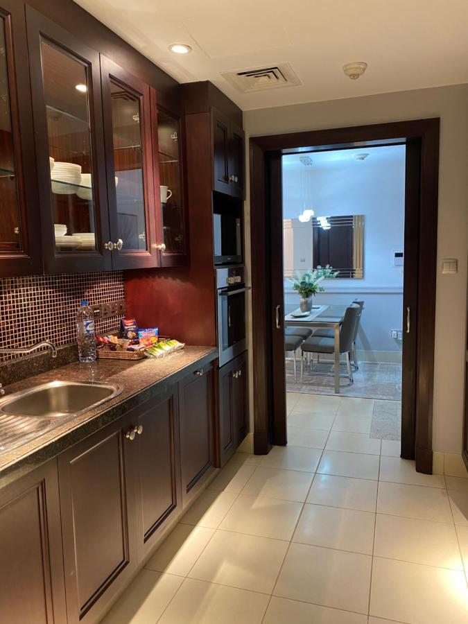 Apartment Lux Burj Views -boulevard -prime Location Downtown *