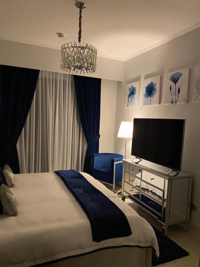 Apartment Lux Burj Views -boulevard -prime Location Downtown
